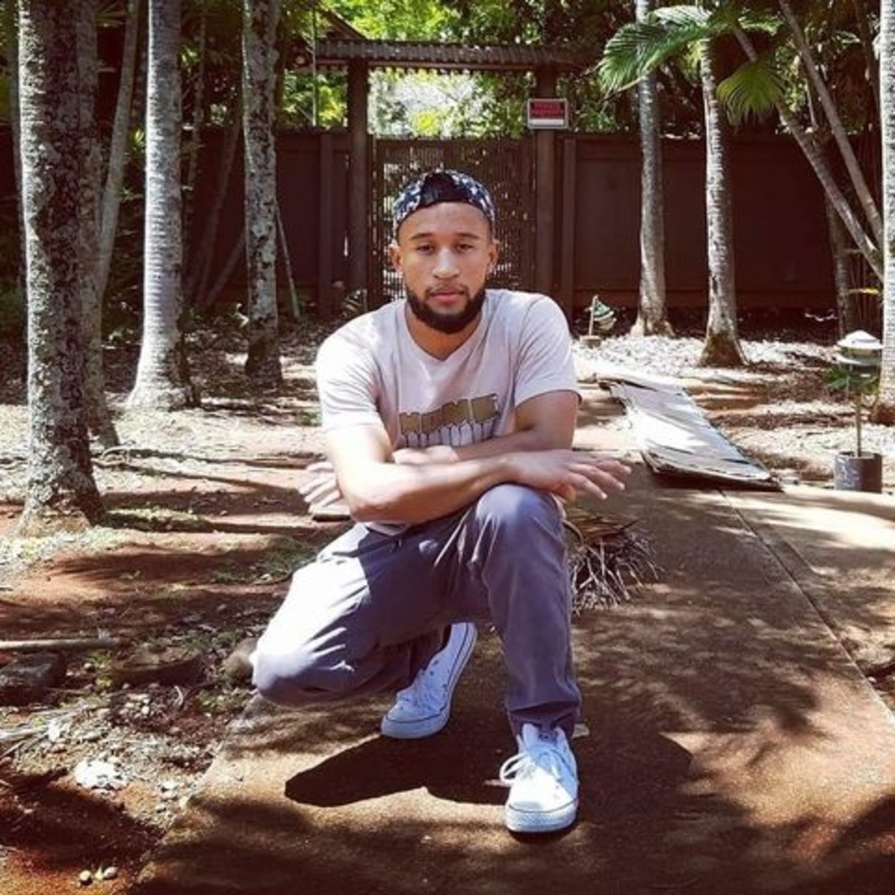 Meet your Posher, Max